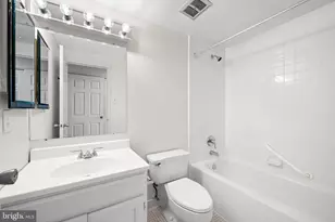 28 Allegheny Ave, Towson, MD 21204 - Photo 20