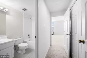28 Allegheny Ave, Towson, MD 21204 - Photo 16