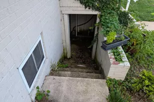 2207 Hammonds Ferry Rd, Baltimore, MD 21227 - Photo 18