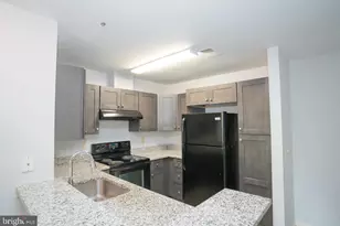 4401 Silverbrook Ln, Owings Mills, MD 21117 - Photo 16