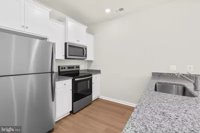8101 Bartholomew Court, Baltimore, MD 21206 - Photo 28