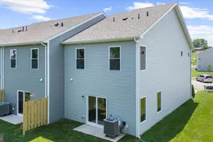 8101 Bartholomew Ct, Baltimore, MD 21206 - Photo 6