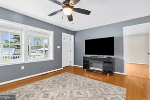 16 Propeller Dr, Baltimore, MD 21220 - Photo 4