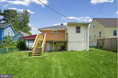 2002 Summit Avenue, Baltimore, MD 21207 - Photo 32