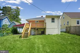 2002 Summit Ave, Baltimore, MD 21207 - Photo 32