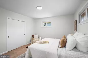 2002 Summit Ave, Baltimore, MD 21207 - Photo 16
