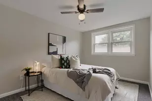938 Circle Dr, Halethorpe, MD 21227 - Photo 10