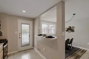 938 Circle Dr, Halethorpe, MD 21227 - Photo 16