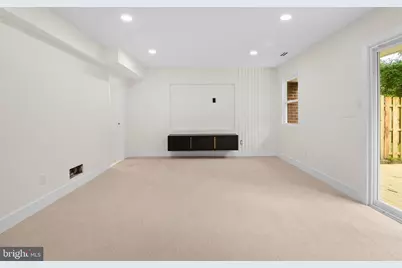 2004 Wildlife Drive, Baltimore, MD 21244 - Photo 38