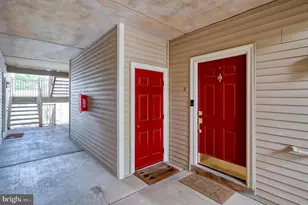 6830 Hayley Ridge Way, Baltimore, MD 21209 - Photo 4