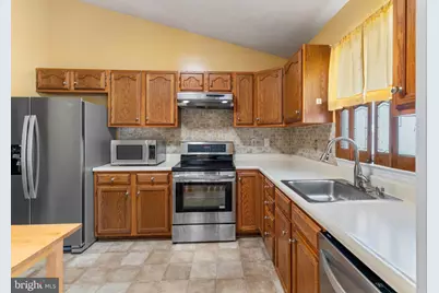 7924 Galloping Circle, Baltimore, MD 21244 - Photo 10