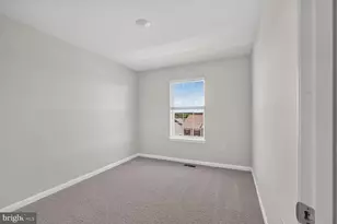 27 Merion Ave, Baltimore, MD 21237 - Photo 12