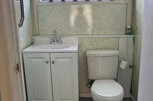 5904 Charnwood Rd, Baltimore, MD 21228 - Photo 18