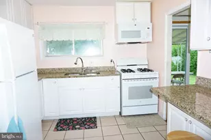 5904 Charnwood Rd, Baltimore, MD 21228 - Photo 8