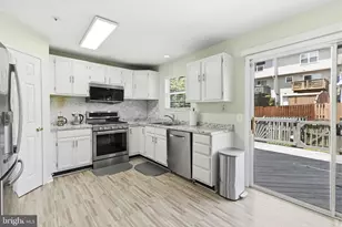 22 Arrowood Ct, Baltimore, MD 21237 - Photo 6