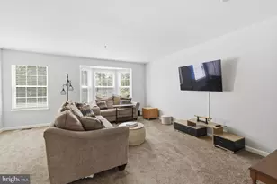 22 Arrowood Ct, Baltimore, MD 21237 - Photo 2