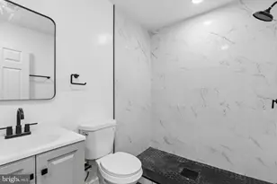 111 Oak St, Dundalk, MD 21222 - Photo 16