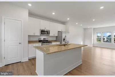 330 Sweetbay Rd, Essex, MD 21221 - Photo 14
