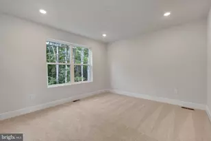330 Sweetbay Rd, Essex, MD 21221 - Photo 18