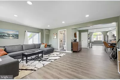 8206 Bear Creek Drive, Baltimore, MD 21222 - Photo 4