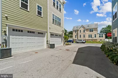 220 E Pennsylvania Avenue, Towson, MD 21286 - Photo 28