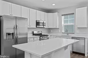 220 E Pennsylvania Ave, Towson, MD 21286 - Photo 12