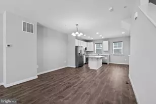 220 E Pennsylvania Ave, Towson, MD 21286 - Photo 14