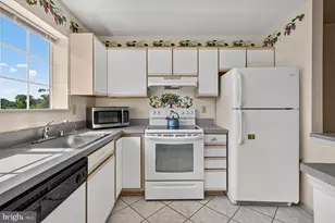 46 Ashlar Hill Ct, Baltimore, MD 21234 - Photo 8