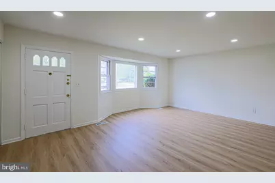 2607 Smith Avenue, Baltimore, MD 21209 - Photo 10