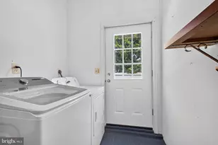 2858 Lodge Farm Rd, Baltimore, MD 21219 - Photo 16