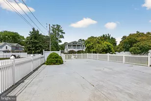 2858 Lodge Farm Rd, Baltimore, MD 21219 - Photo 6