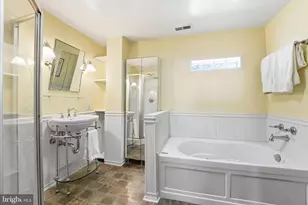 2200 Poplar Rd, Baltimore, MD 21221 - Photo 16
