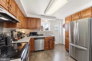 2200 Poplar Rd, Baltimore, MD 21221 - Photo 4