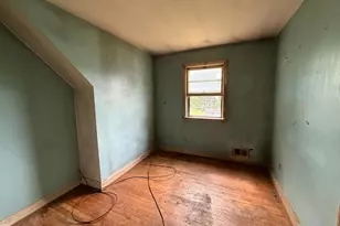 2100 St Lukes Ln, Baltimore, MD 21207 - Photo 8