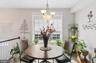 6 Kirkwyn Ct, Owings Mills, MD 21117 - Photo 6