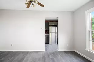 15 Burnsway Ct, Baltimore, MD 21236 - Photo 8