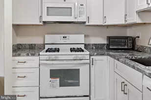 105 Fitz Ct, Reisterstown, MD 21136 - Photo 8