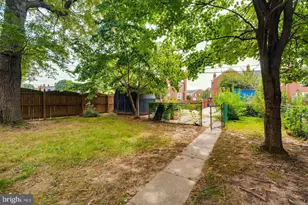 1529 Doxbury Rd, Towson, MD 21286 - Photo 4
