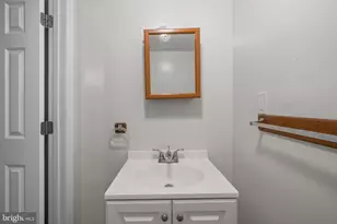 10 Mitnick Ct, Baltimore, MD 21236 - Photo 22