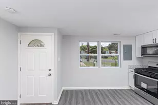 911 Imperial Ct, Baltimore, MD 21227 - Photo 10