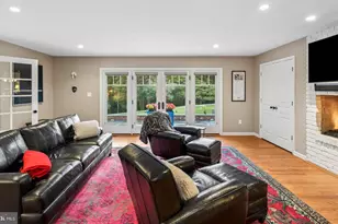 4003 Longmoor Cir, Phoenix, MD 21131 - Photo 10