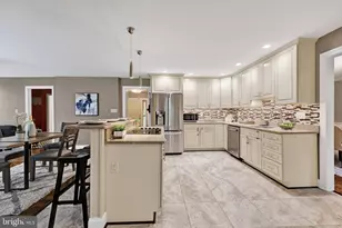 14210 Greencroft Ln, Cockeysville, MD 21030 - Photo 16