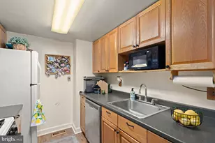 83 Eastford Ct, Baltimore, MD 21234 - Photo 8