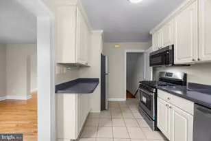1561 Cottage Ln, Towson, MD 21286 - Photo 18