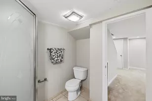 8132 Pleasant Plains Rd, Towson, MD 21286 - Photo 22