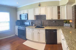 3 Sugar Tree Pl, Cockeysville, MD 21030 - Photo 16
