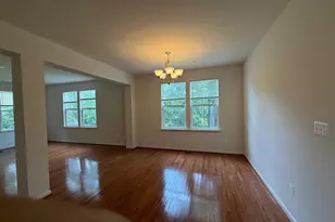 10215 Daventry Dr, Cockeysville, MD 21030 - Photo 10