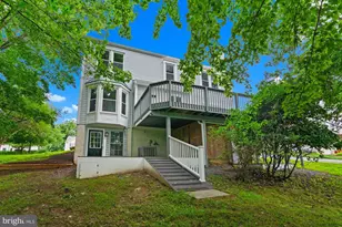 446 Doe Meadow Dr, Owings Mills, MD 21117 - Photo 4