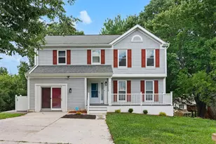 446 Doe Meadow Dr, Owings Mills, MD 21117 - Photo 2