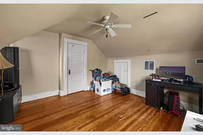 52 N Prospect Avenue N, Baltimore, MD 21228 - Photo 16
